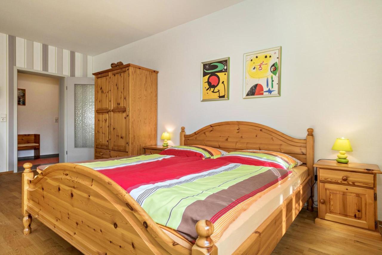 Ferienwohnung Am Schloss Heiligenborn Εξωτερικό φωτογραφία